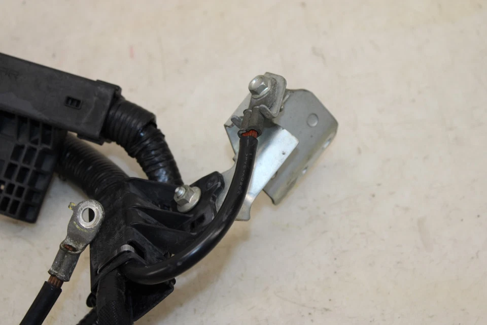 2017-2020 Fiat 124 Spider Battery Cable / Wiring Harness A402-67-070D OEM MZ114 - Image 3 of 4