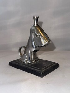 Vintage 1935 Ronson Hound Dog Striker Lighter. Art Metal Works USA