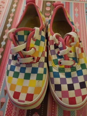 toddler girl checkered vans