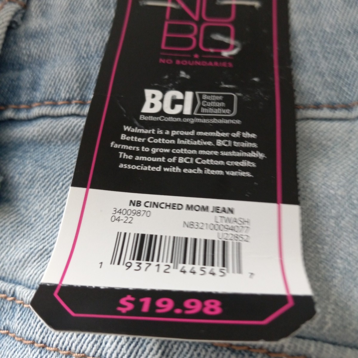 Junior Size 9 No Boundries High Rise Mom Stretch Light Blue Faded