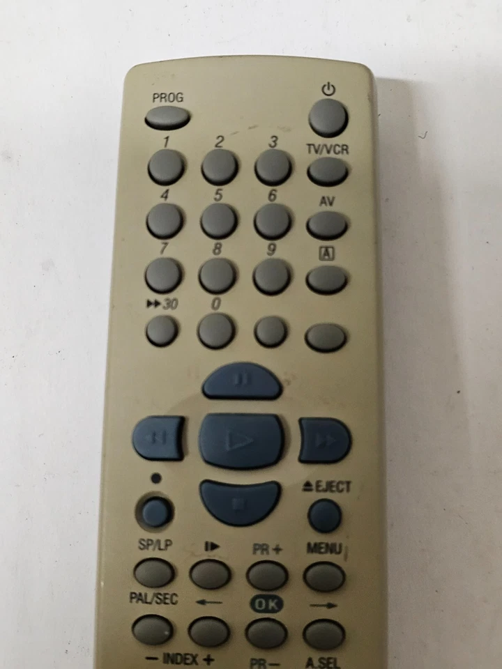 BUSH VR-F2PA / 97P1R2PAA4 VCR 2360,306,4360,50,51 REMOTE CONTROL NO BACK COVER - Image 2 of 4