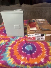 GE PowerMark Plus 125A 4-Space 8-Circuit 1-Phase Main Lug Breaker Panel TL412R1P