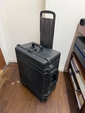Pelican 1610 Protector Rolling Hard Case with Padded Dividers