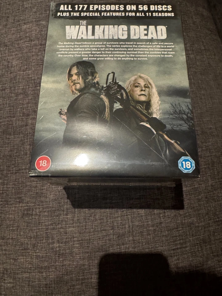 The Walking Dead The Complete Series 1-11 Boxset Blu-ray 2010-2022 RIP IN SEAL - Image 4 of 4