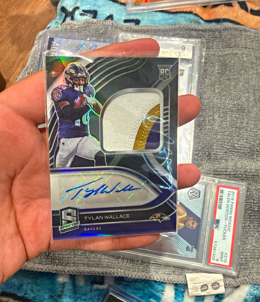 Tylan Wallace Panini Spectra Aspiring Patch Autographs #APATW Neon Orange