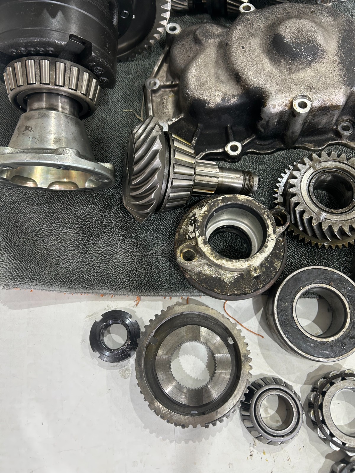 Ferrari F355 Berlinetta Transmission Parts