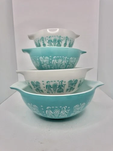 4pcs Vintage MCM Pyrex Turquoise Amish Butterprint Mixing  Bowls Cinderella Set