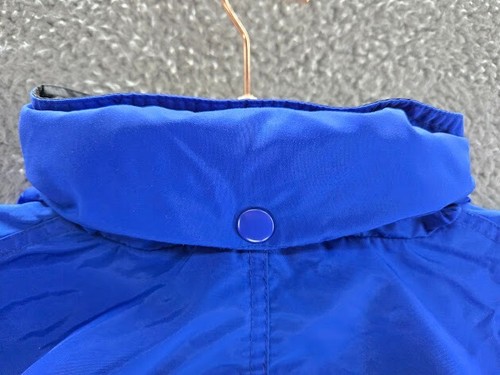 Chaqueta cortavientos Travel Channel vintage para hombre M punto de inflexión azul negro años 90 - Imagen 10 de 12