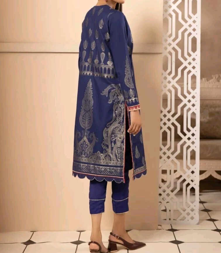 Pakistani Jacquard Kurta By Sapphire - image 5