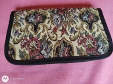 CUTE VINTAGE KUANG HUEI LEATHER WALLET NEW USED CONDITION BLACK FLORAL 