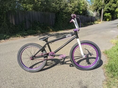 Fit Bike Co BMX 20"
