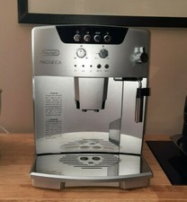 DeLonghi ESAM04110S Magnifica Automatic 