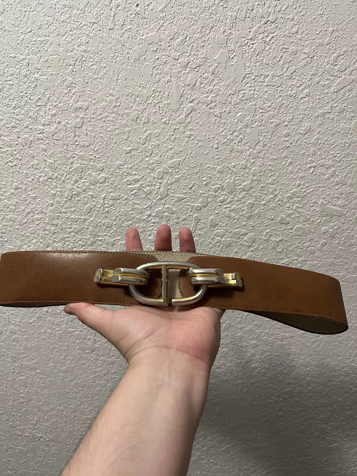 Boucle de ceinture vintage logo or Christian Dior moyenne