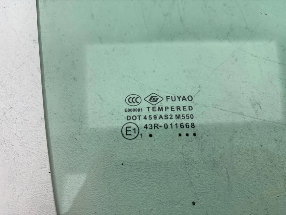 2016 - 2020 年 INFINITI QX60 前右乘客侧门窗玻璃原始设备制造商...llo — 第 4/4 张图片