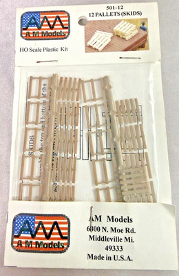 Vintage A M Models HO Scale Plastic Kit 501-12 12 Pallets/Skids New Made in USA
