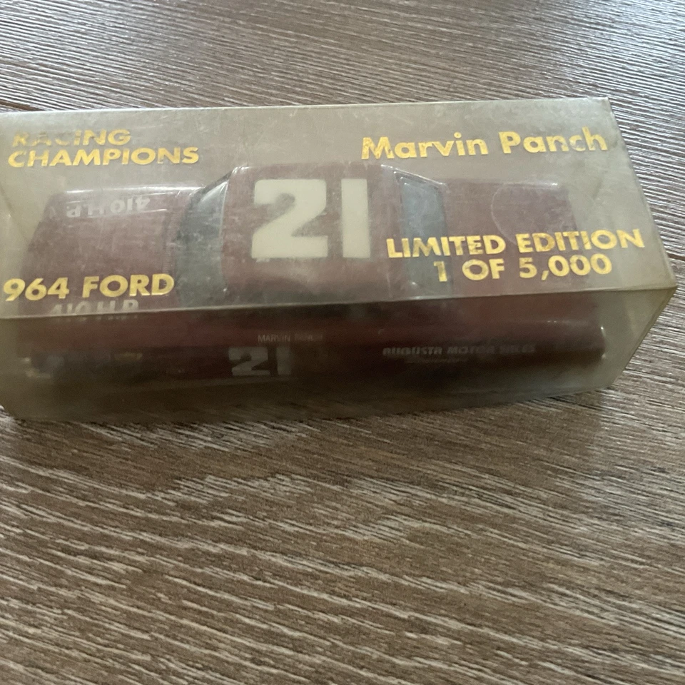 3 Ford Nascar Racing Champions 1964. Los 3 uno de 5.000. Foto 4 de 4