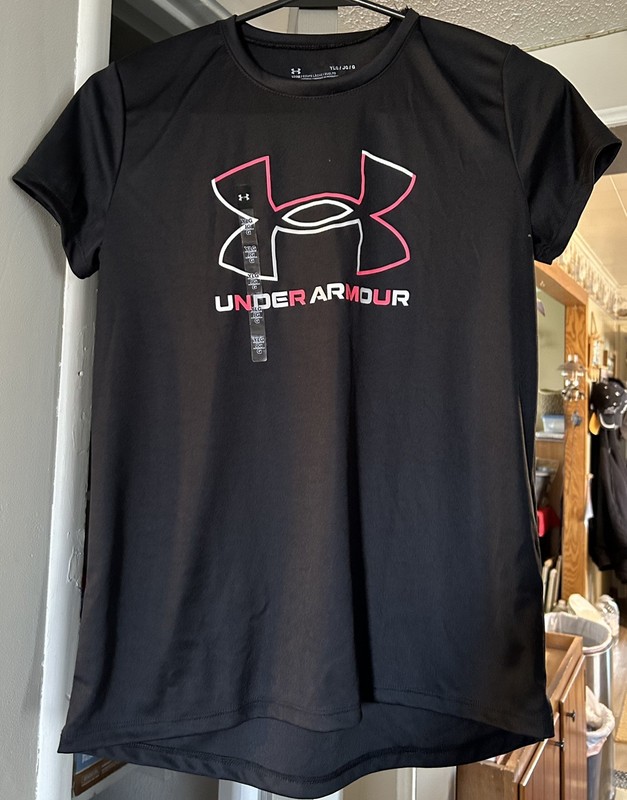 Under Armour girls short sleeve t-shirt