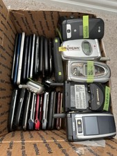 Lot X29 Cell Phones - flip phones - blackberry HTC Samsung Galaxy LG Motorola
