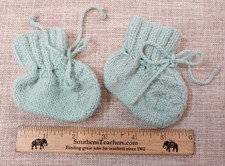 Vtg Baby Booties Pair Hand Knit Mint Green Bow Tie 1960s Very Small Newborn