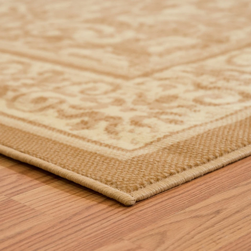 Beige Traditional 2x3 Area Rug United Weavers 851-10626 - Approx 1' 11" x 3' 3" - Image 2 of 3