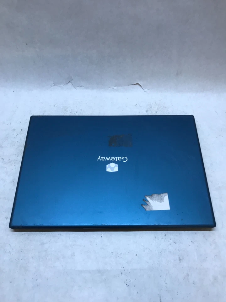 Gateway GWNR71517-BL 15.6" Laptop Ryzen 7 3700U 2.3GHz 8 GB RAM CRACKED AS IS DW - Image 3 of 4