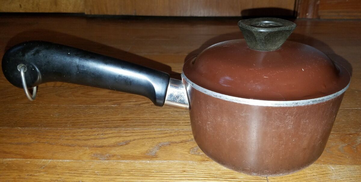 VINTAGE CLUB ALUMINUM Cookware Brown 1 Quart Saucepan Pot with lid