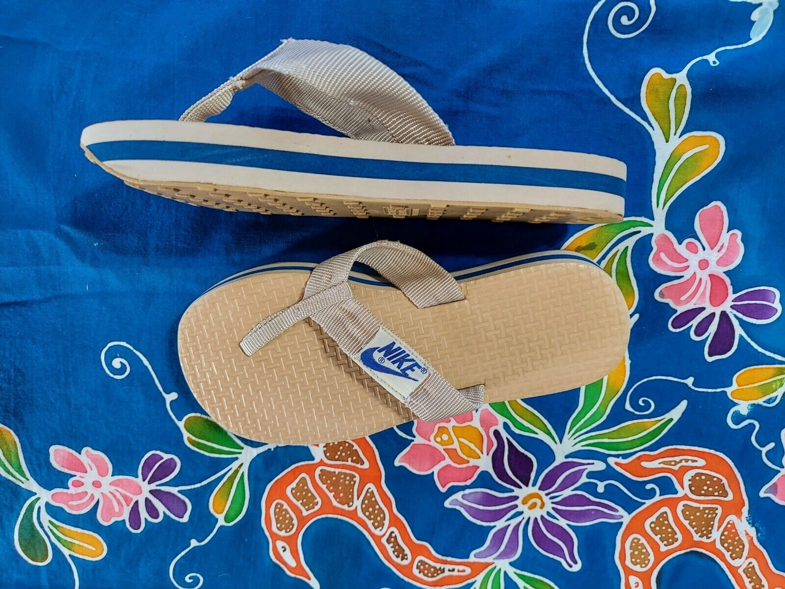 Vintage NIKE Flip Flops Made in Korea Sandals RARE 70s Mens 4/4.5 Womens 5  / 5.5 | eBay
