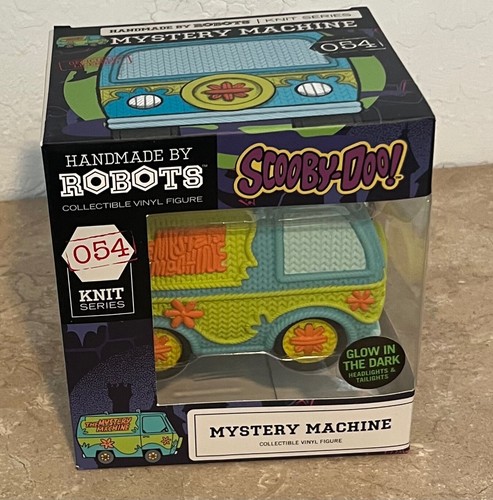 Handmade by ROBOTS Scooby-Doo Mystery Machine #54 Knit Series Glow in the Dark
