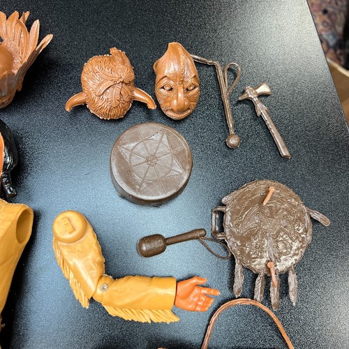 Marx Chief Cherokee Action Indian Doll with Accessories - Boxed - For Parts - Picture 11 of 16