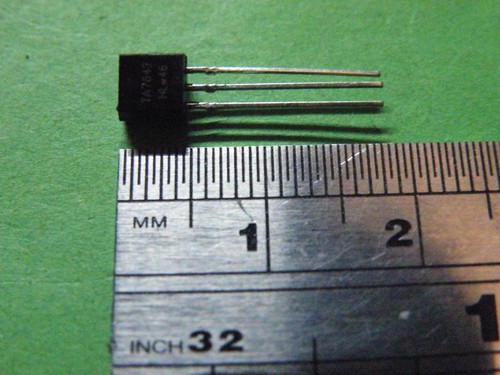 2Pcs TA7642 TO92 AM LW/MW Radio Circuit IC Sim ZN414 MK484 Through Hole 2g ES17 - Picture 3 of 3
