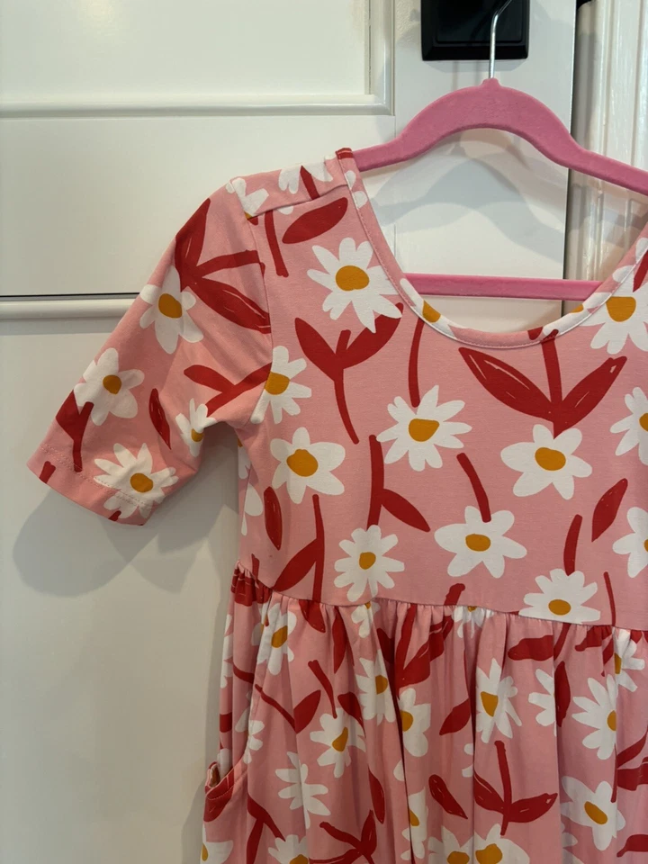 HANNA ANDERSSON TWIRL ЦВЕТОК ПЕЧАТИ ФИГУРИСТ ПЛАТЬЕ 130 8 - Изображение 3 из 4