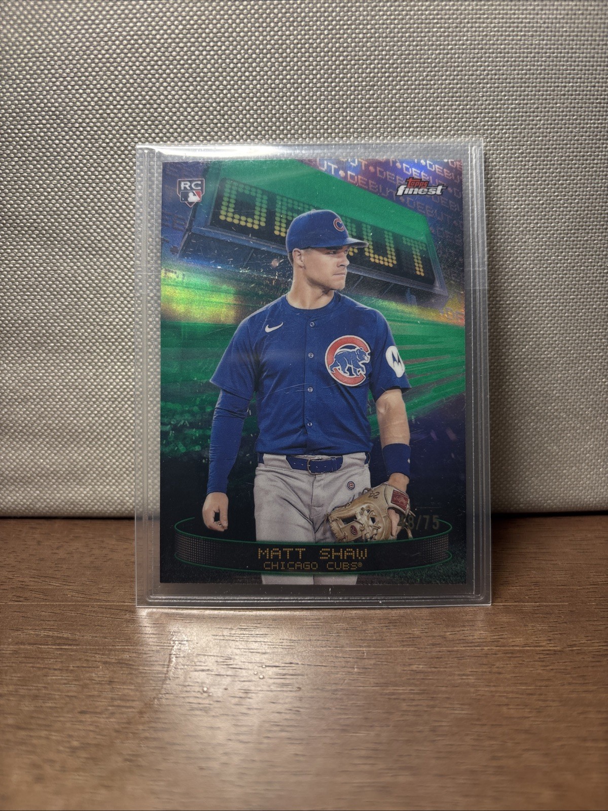 2025 Topps Finest - Debut Matt Shaw #D-12 Green Refractor /75 (RC)