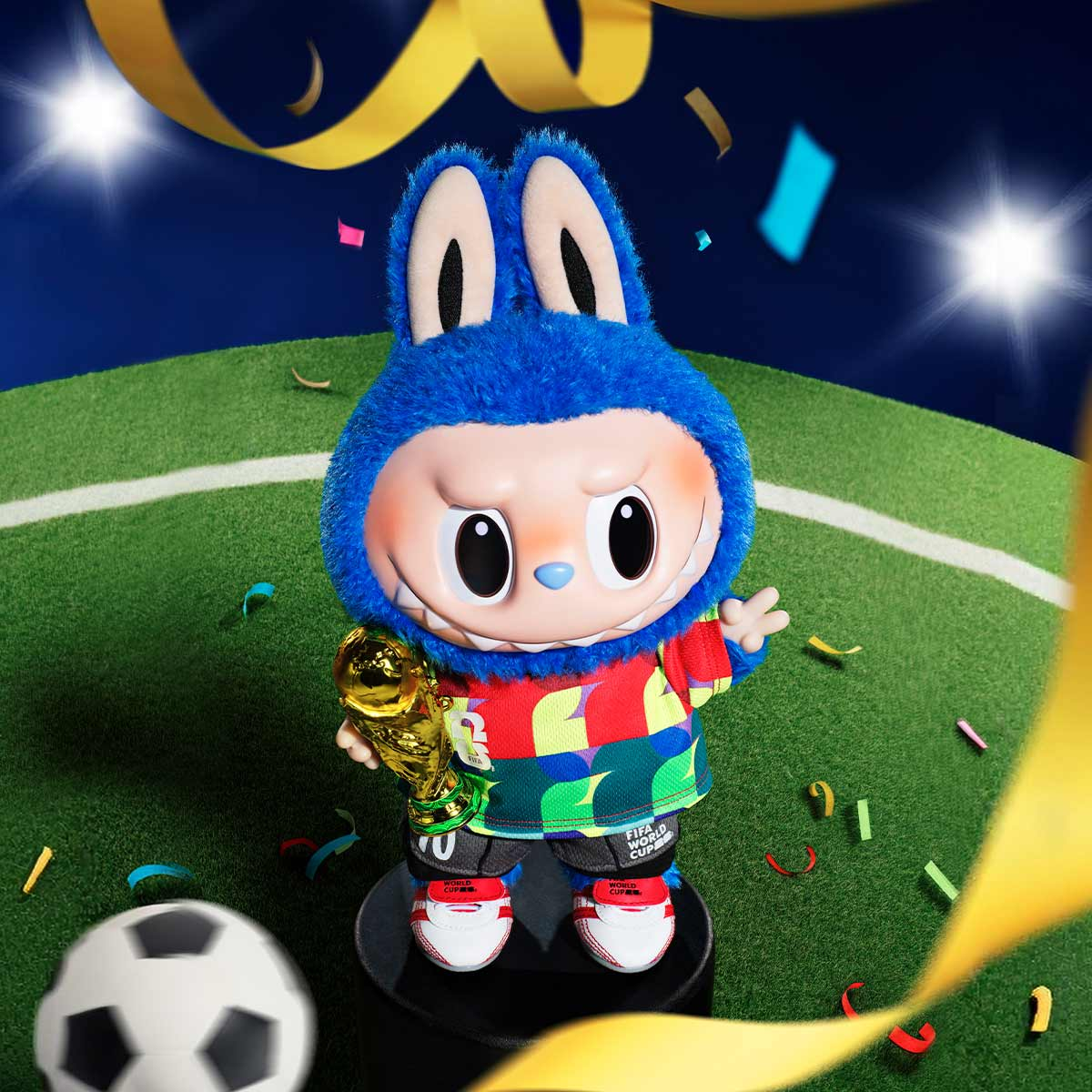 THE MONSTERS × FIFA SERIES Catch the Win Vinyl Plush Doll - US