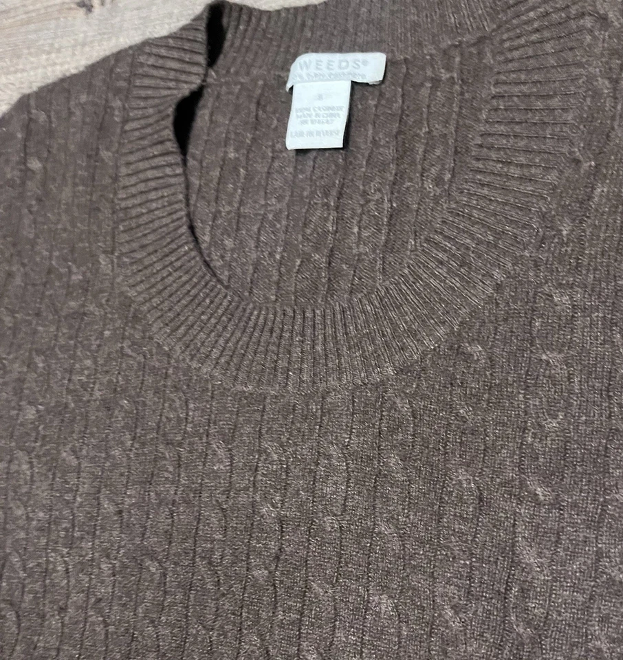 Suéter pequeño tejido con cable de cachemir de 2 capas Tweeds  Foto 2 de 3