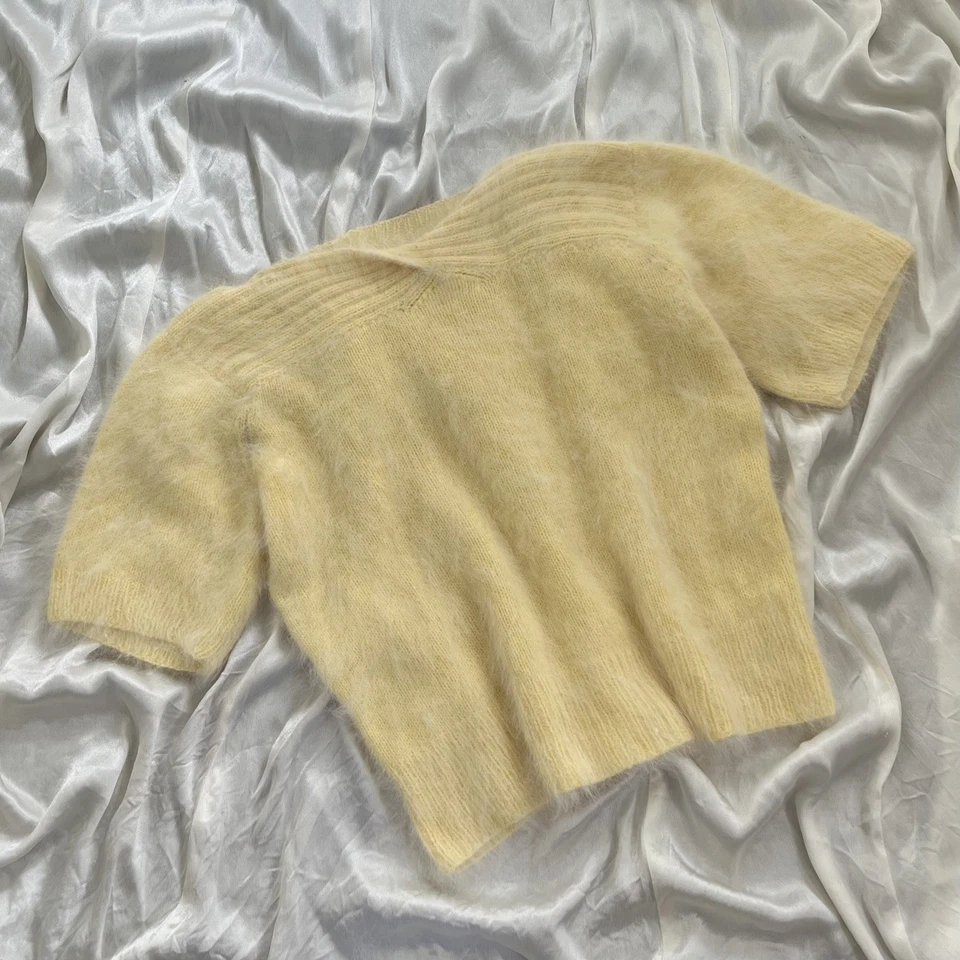 Suéter Top Angora Difuso Tejido a Mano Amarillo Mantequilla Pálida Años 40 De Colección Talla S Foto 2 de 4