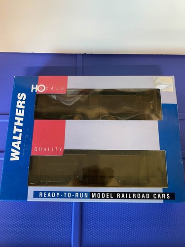 WALTHERS HO SCALE PENNSYLVANIA R.R. R50B EXPRESS REEFER 2 PK SET 932-25886 - Picture 2 of 3