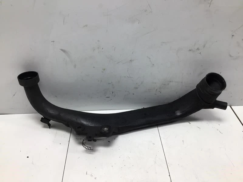 BMW 535XI 2008 2010 TUBO DE ADMISIÓN DE AIRE DELANTERO CONDUCTO MANGUERA Se adapta 09-16 BMW Z4 DE FÁBRICA Foto 2 de 4