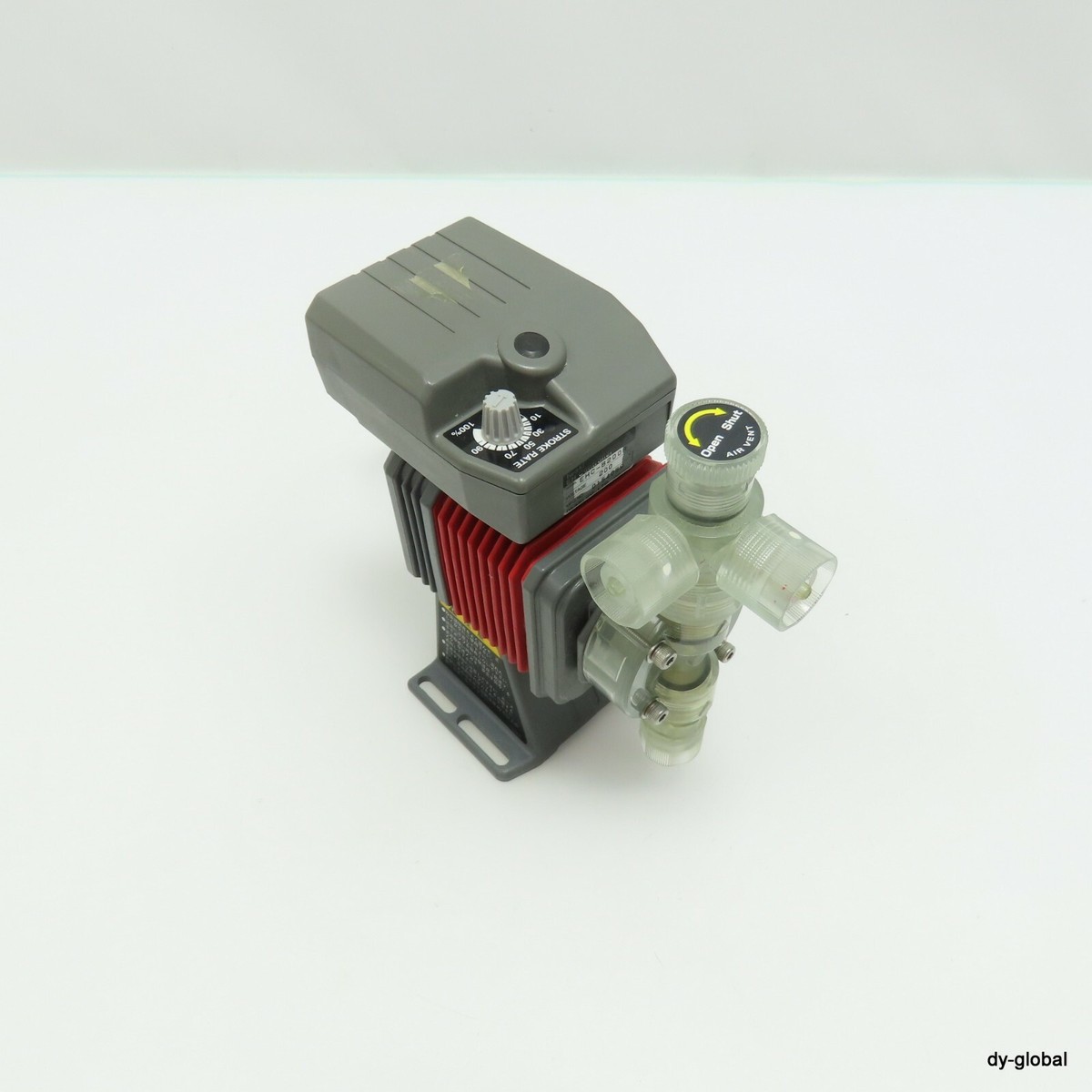 IWAKI Used EH-B15VH-200R2 Metering Pump EHC-B200R EH IWAKI Used EH-B15VH-200R2 Metering Pump EHC-B200R EH