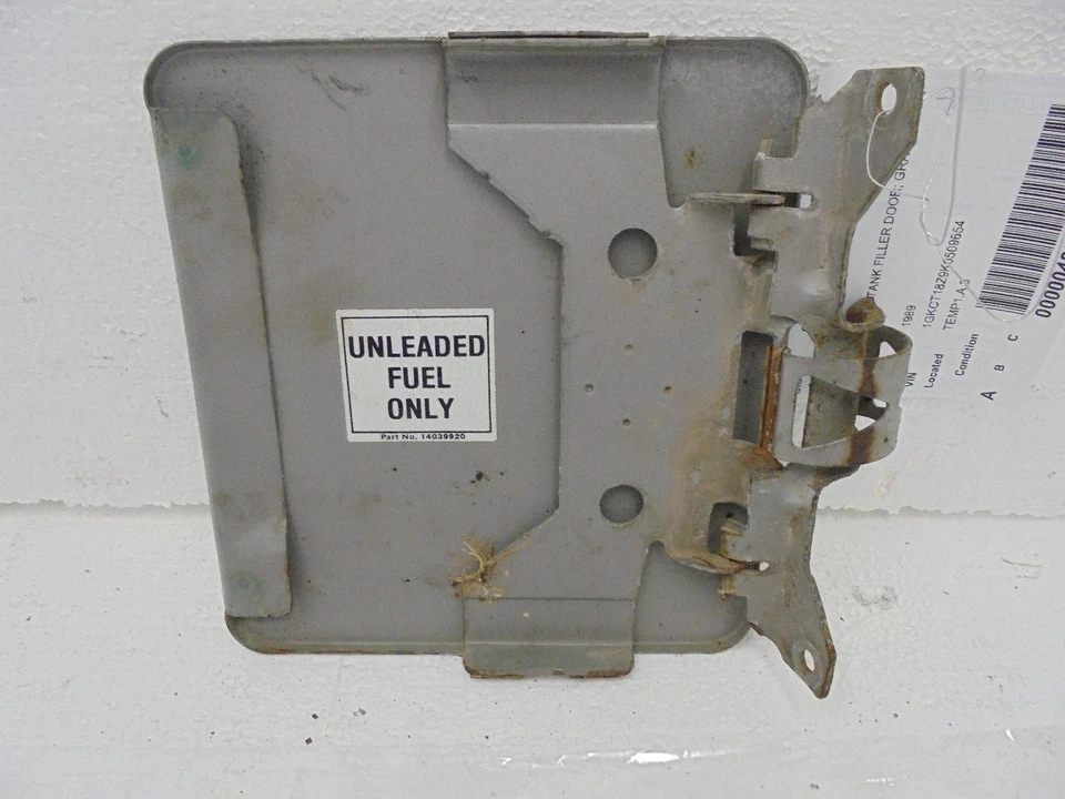 Puerta de llenado de tanque de combustible gris Chevy S10 Blazer GMC S15 Jimmy 94 93 92 91 14060420 Foto 2 de 4