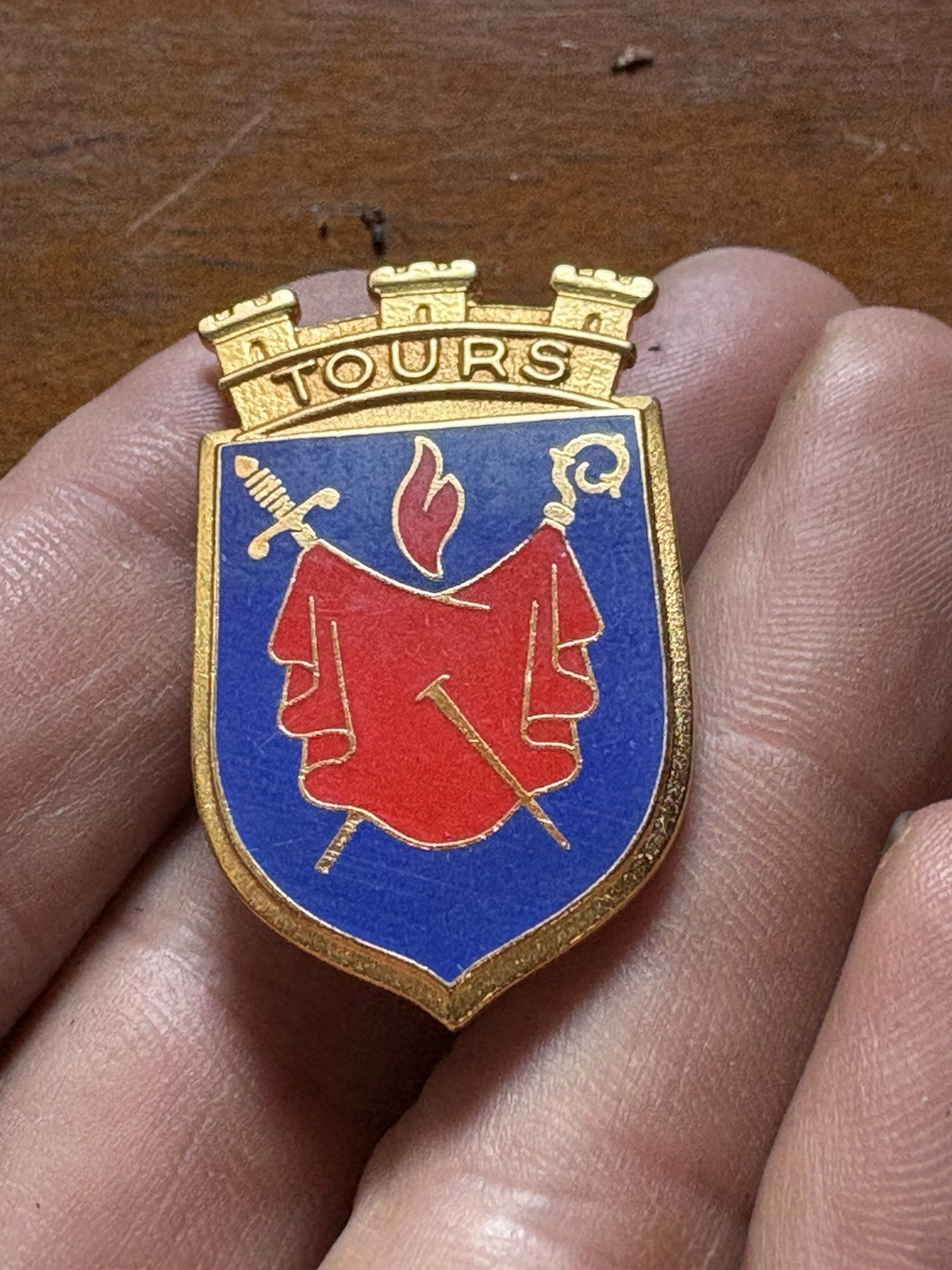 Picture 1 of 2