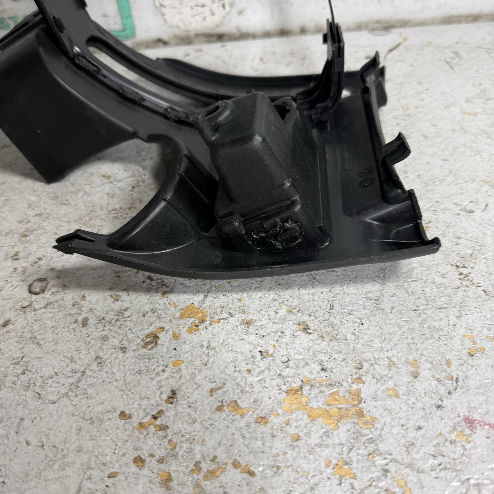 05-08 Maserati Quattroporte Center Console Rear Trim Panel M139 F1