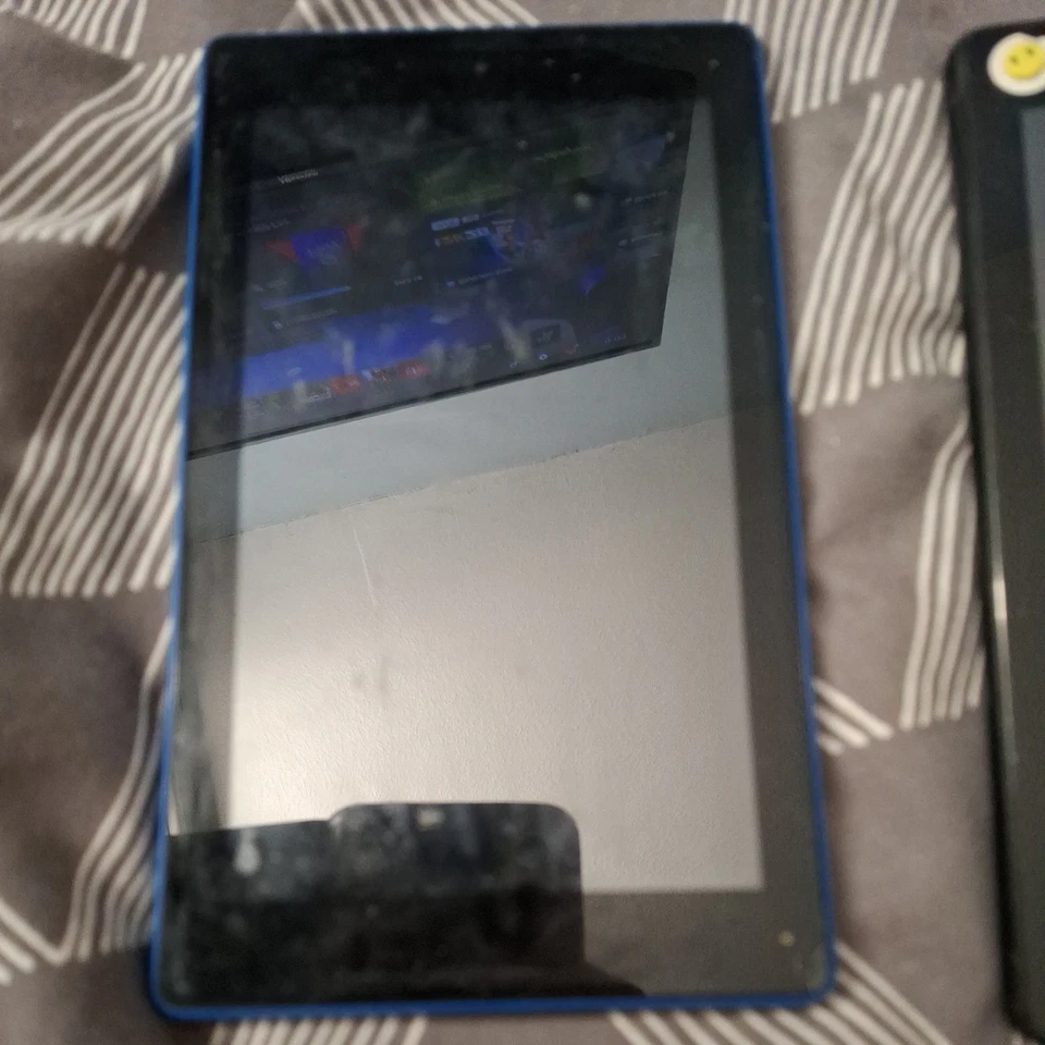 AMAZON FIRE TABLET 7” WIFI Parts - Image 3 of 4