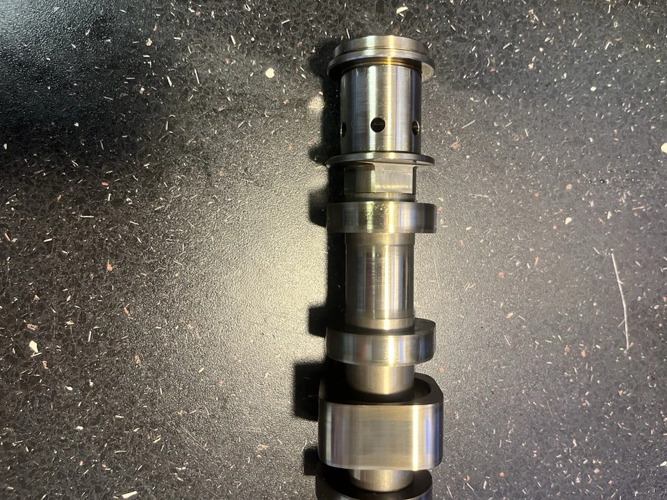 Árbol de levas escape BMW 330e 530e G20 G30 G21 G31 2.0 gasolina/híbrido B48 8629236 Foto 3 de 4