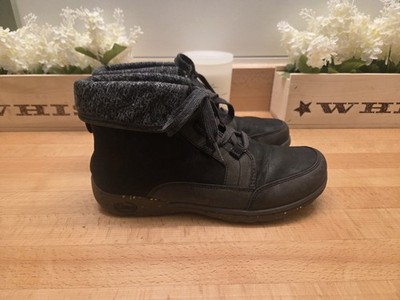 Chaco Women's Barbary Boot Black /Castlerock Outdoor Ankle Boots Womens Sz 10.5 