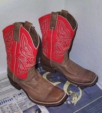 ✨Nocona Women’s Western Boots 9B (Lightly Used) + NEW Chippewa Leather Care Kit 