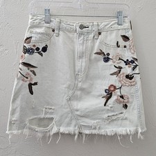 Abercrombie Fitch Zoe Natural Rise Vintage A-Line Skirt Embroidered Size 26 2R