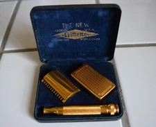 1930s The New Gillette Double Edge Razor Set Gold Tone w Box Excellent Condition
