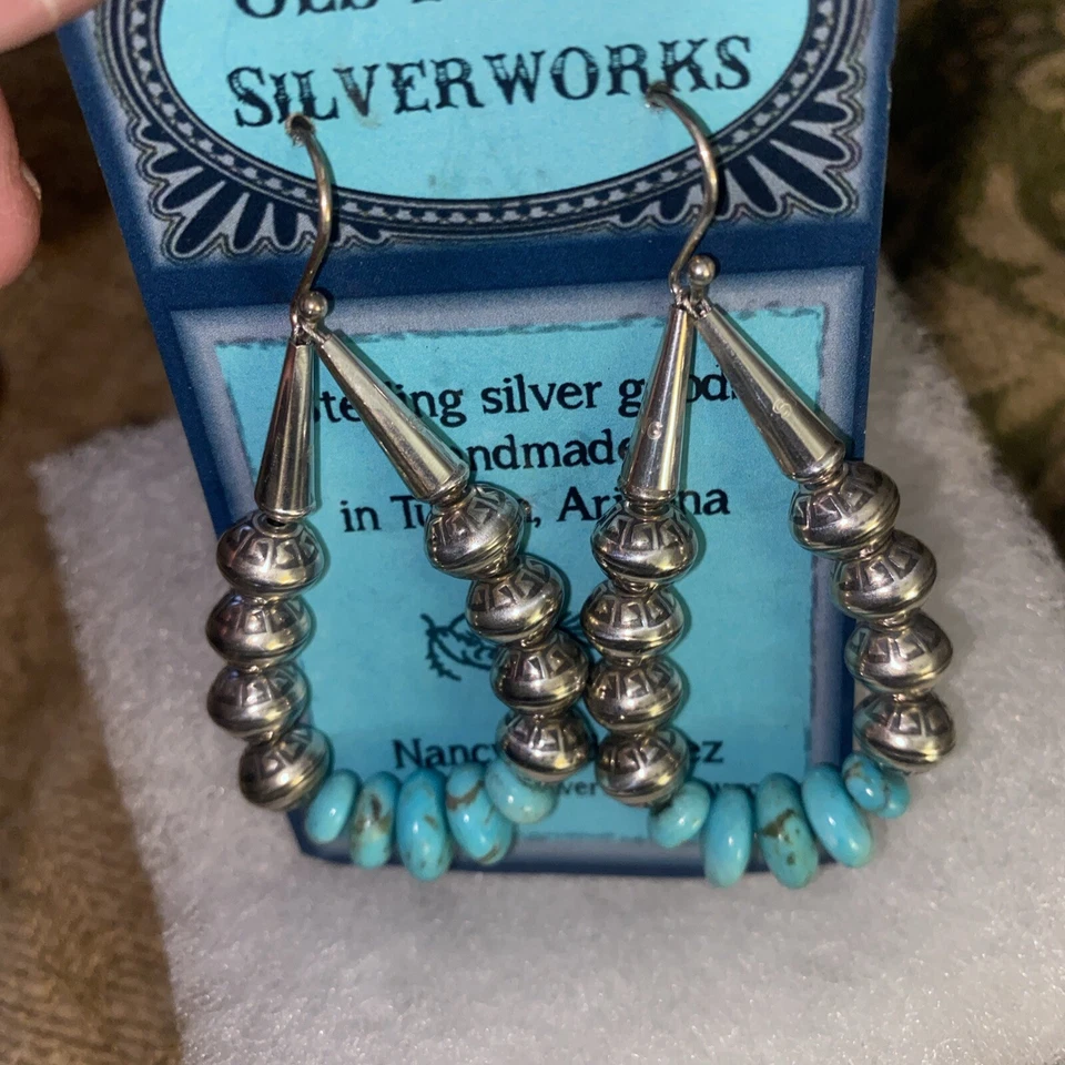 Pendientes colgantes hechos a mano personalizados de turquesa y plata con cuentas / 100% auténticos    Foto 3 de 4