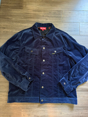 Supreme Velvet Trucker Jacket NAVY Sacred Hearts (FW17) Men's Size Supreme Velvet Trucker Jacket NAVY Sacred Hearts (FW17) Men's Size