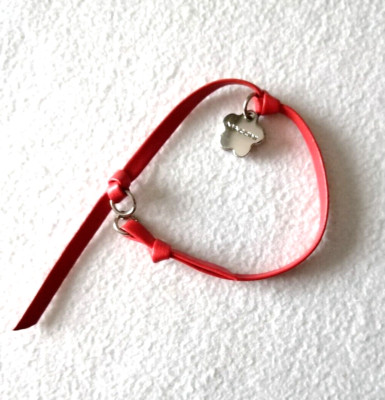 MAZZINI FLORENZ DAMEN ARMBAND LEDER ROT UND BLUME ANHÄNGER ARMBAND NEU